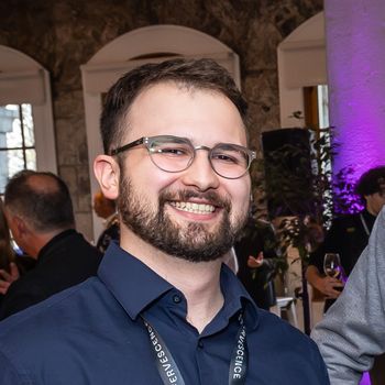 Andrei Bogza - Venture Analyst